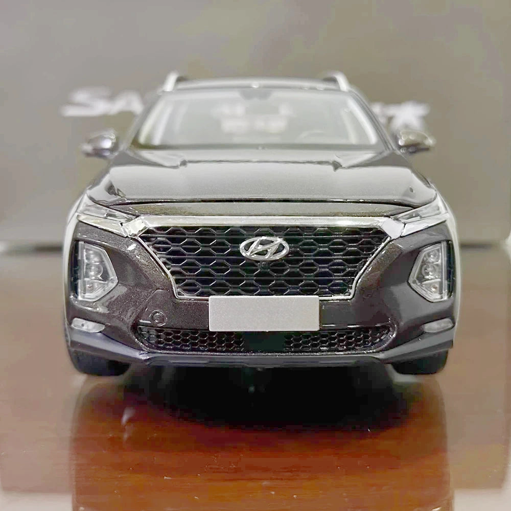 [OEM] 1:18 Hyundai 2019 Santa Fe Brown Model Car Die-Cast