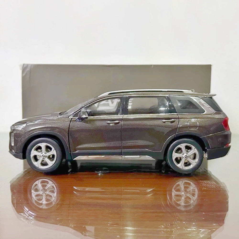 [OEM] 1:18 Hyundai 2019 Santa Fe Brown Model Car Die-Cast