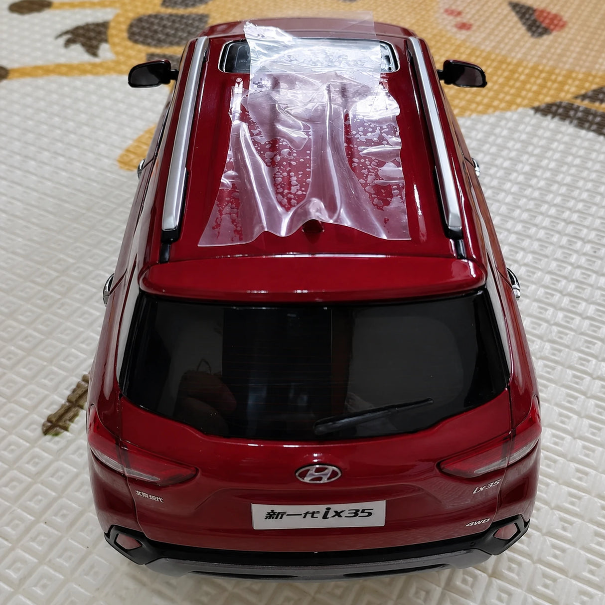 OEM Hyundai 2019 ix35 Red 1:18 – Sammelobjekt, Druckgussmodell, Druckguss