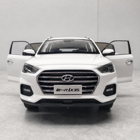 OEM Hyundai 2019 ix35 White 1:18 – Collectible Diecast Model Die-Cast