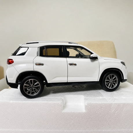 OEM Hyundai 2019 ix35 White 1:18 – Collectible Diecast Model Die-Cast