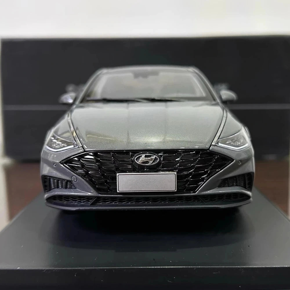 [OEM] 1:18 Hyundai 2020 Sonata Gray Model Car Die-Cast