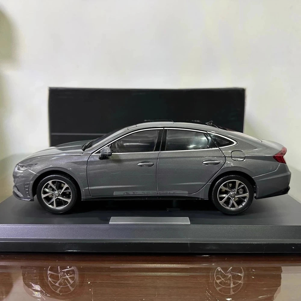 [OEM] 1:18 Hyundai 2020 Sonata Gray Model Car Die-Cast