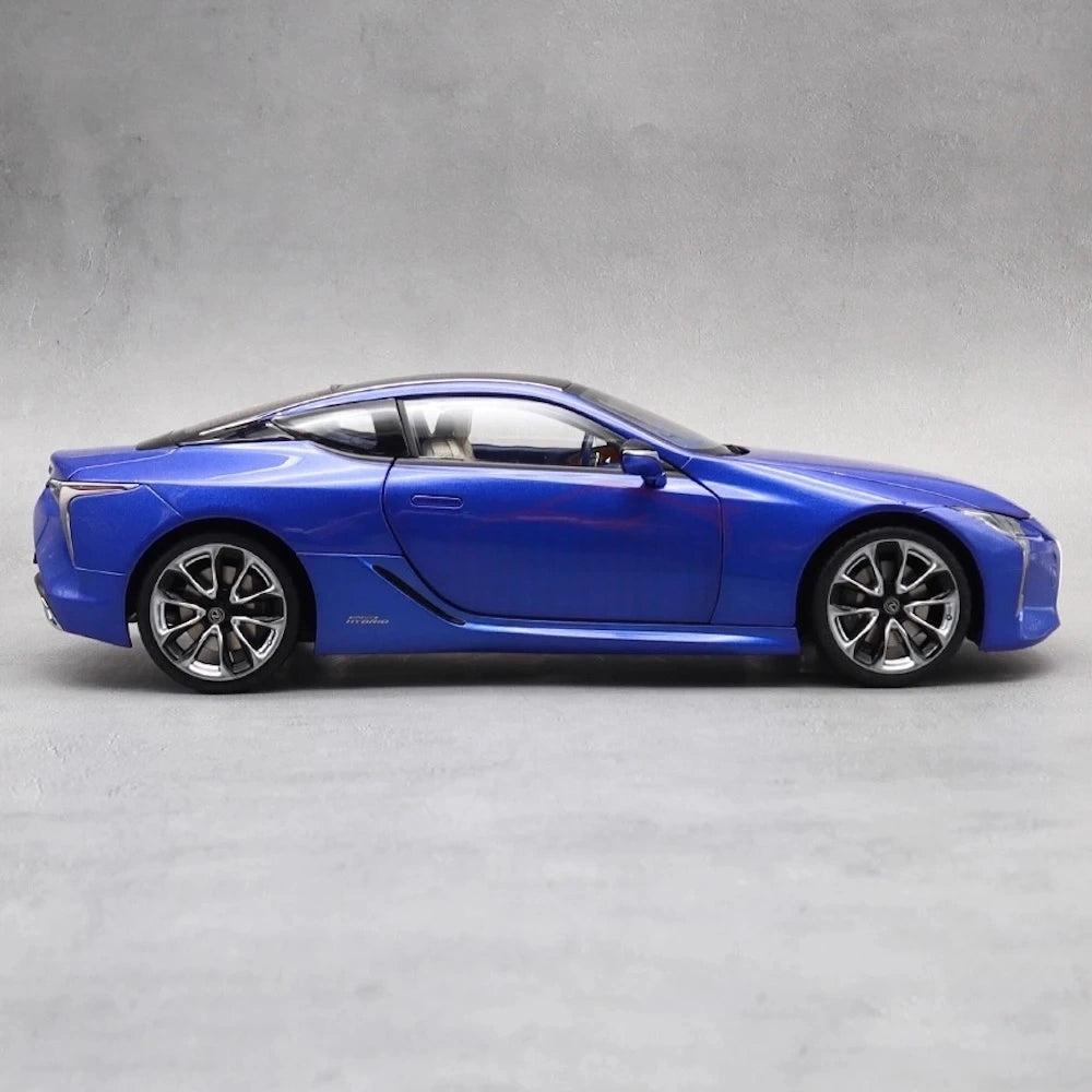 [OEM] 1:18 Lexus 2016 LC 500h Blue Model Car Die-Cast
