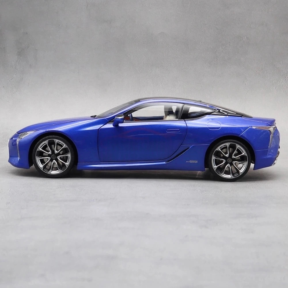 [OEM] 1:18 Lexus 2016 LC 500h Blue Model Car Die-Cast