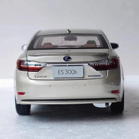 [OEM] 1:18 Lexus 2017 ES 300h Gold Model Car Die-Cast