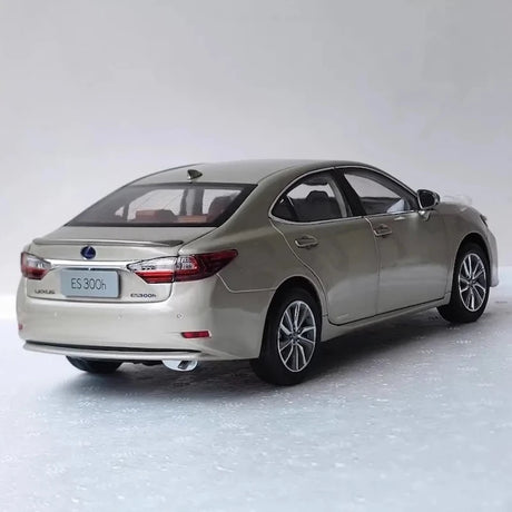 [OEM] 1:18 Lexus 2017 ES 300h Gold Model Car Die-Cast
