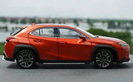 [OEM] 1:18 Lexus 2020 UX 260h Orange Model Car Die-Cast