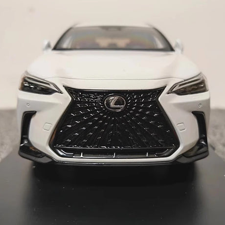 [OEM] 1:18 Lexus 2022 NX 400h White Model Car Die-Cast