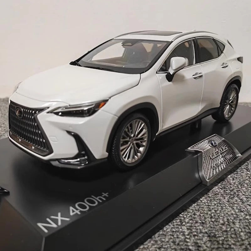 [OEM] 1:18 Lexus 2022 NX 400h White Model Car Die-Cast