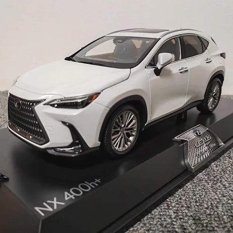 [OEM] 1:18 Lexus 2022 NX 400h White Model Car Die-Cast