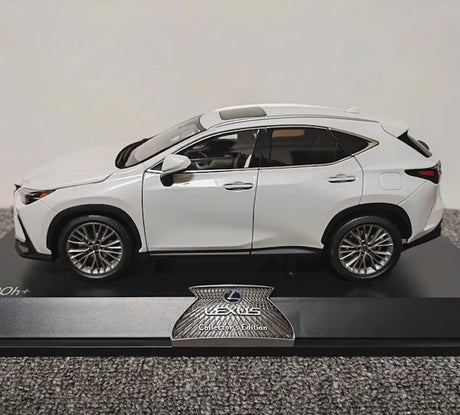 [OEM] 1:18 Lexus 2022 NX 400h White Model Car Die-Cast