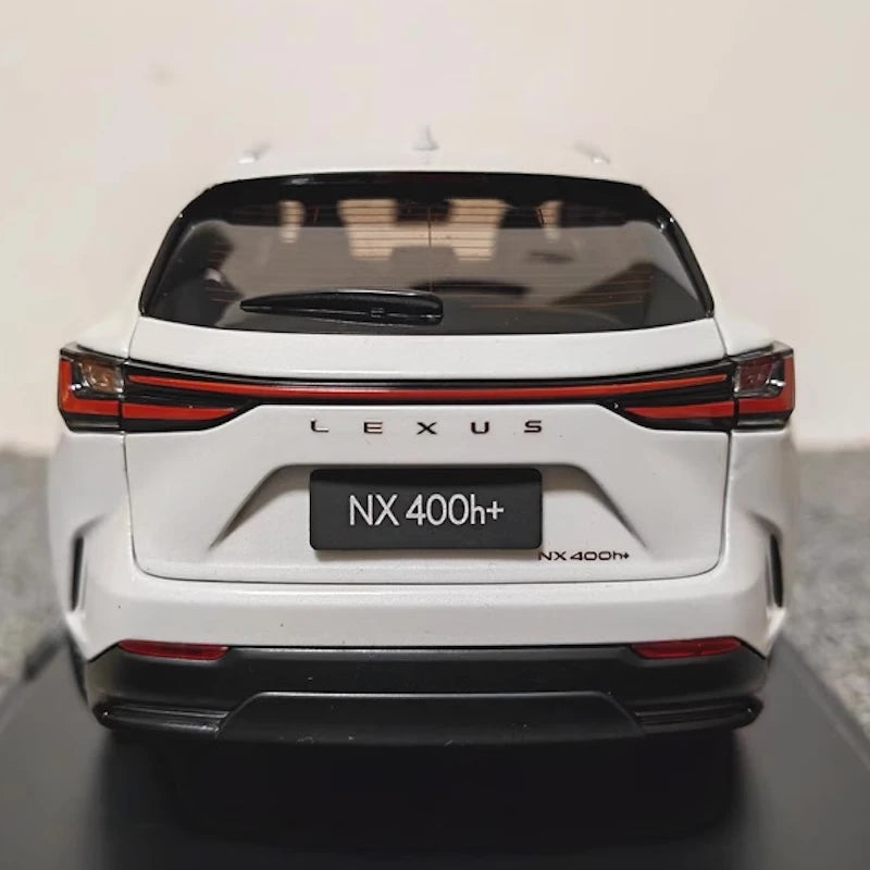 [OEM] 1:18 Lexus 2022 NX 400h White Model Car Die-Cast