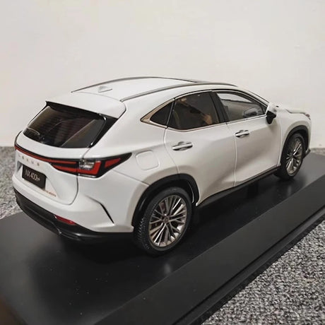 [OEM] 1:18 Lexus 2022 NX 400h White Model Car Die-Cast