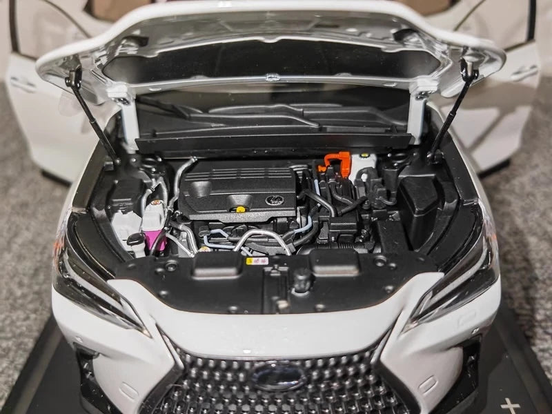 [OEM] 1:18 Lexus 2022 NX 400h White Model Car Die-Cast
