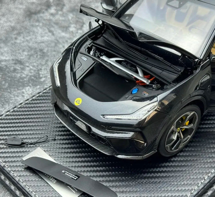 [OEM] 1:18 Lotus 2022 Eletre Black Model Car Die-Cast