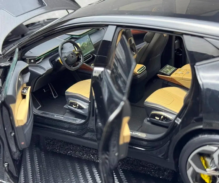 [OEM] 1:18 Lotus 2022 Eletre Black Model Car Die-Cast