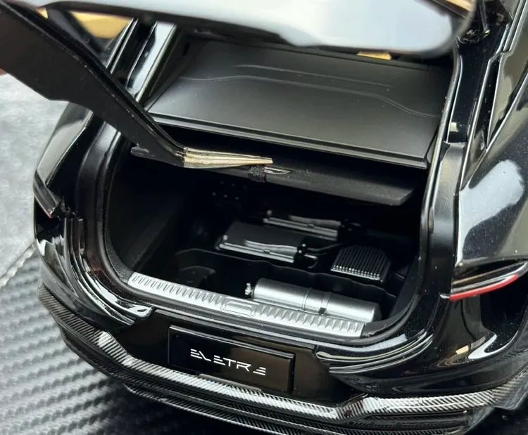 [OEM] 1:18 Lotus 2022 Eletre Black Model Car Die-Cast
