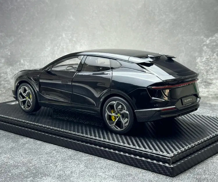 [OEM] 1:18 Lotus 2022 Eletre Black Model Car Die-Cast
