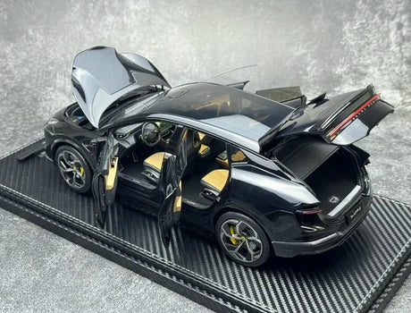 [OEM] 1:18 Lotus 2022 Eletre Black Model Car Die-Cast