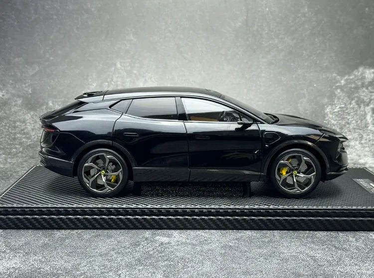 [OEM] 1:18 Lotus 2022 Eletre Black Model Car Die-Cast