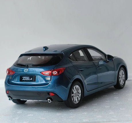 [OEM] 1:18 Mazda 2013 3 Axela Blue Model Car Die-Cast