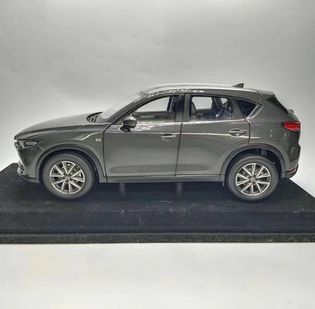 [OEM] 1:18 Mazda 2017 CX-5 Gray Model Car Die-Cast