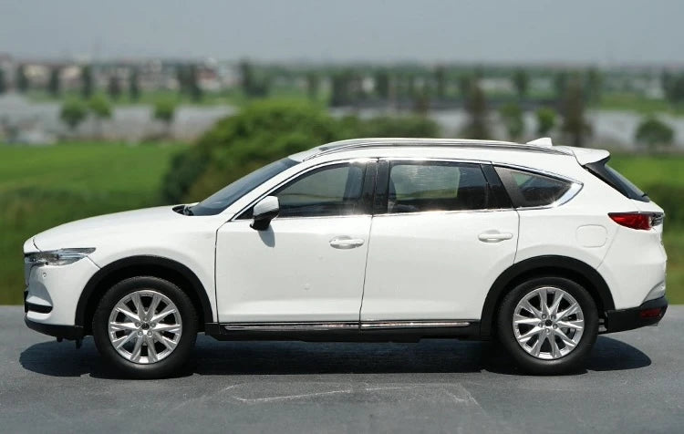 [OEM] 1:18 Mazda 2019 CX-8 White Model Car Die-Cast