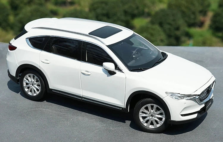 [OEM] 1:18 Mazda 2019 CX-8 White Model Car Die-Cast