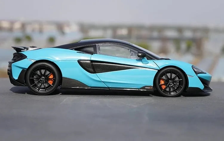 [OEM] 1:18 McLaren 2018 600LT Blue Model Car Die-Cast