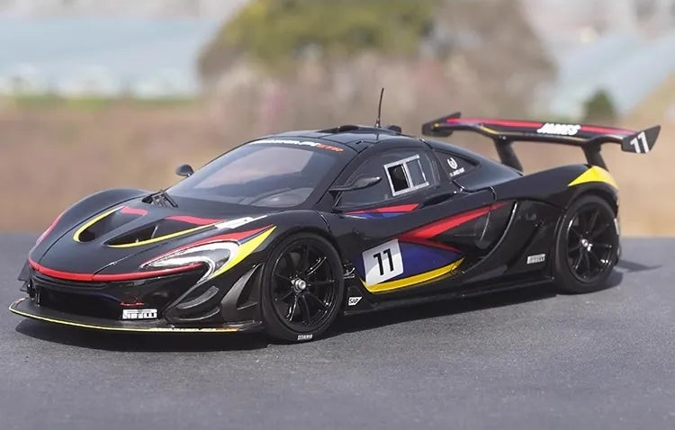 [OEM] 1:18 McLaren P1 GTR James Hunt 40th Model Car Die-Cast