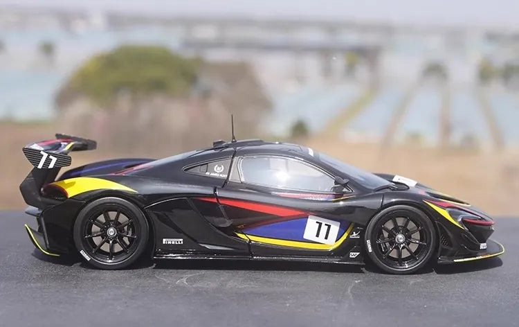 [OEM] 1:18 McLaren P1 GTR James Hunt 40th Model Car Die-Cast