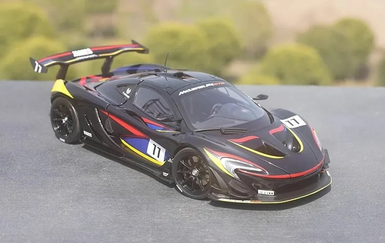 [OEM] 1:18 McLaren P1 GTR James Hunt 40th Model Car Die-Cast