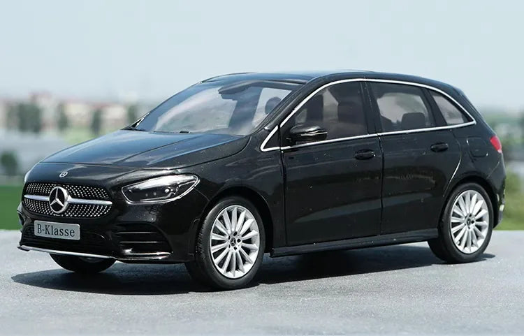 [OEM] 1:18 Mercedes-Benz 2018 B-Class Black Model Car Die-Cast