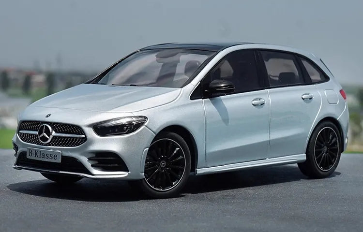 [OEM] 1:18 Mercedes-Benz 2018 B-Class Silver Model Car Die-Cast