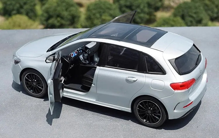 [OEM] 1:18 Mercedes-Benz 2018 B-Class argent voiture miniature Die-Cast