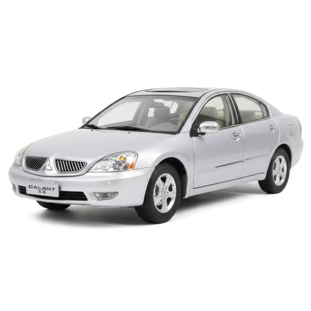 [OEM] 1:18 Mitsubishi 2005 Galant Silver Model Car Die-Cast