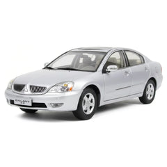 [OEM] 1:18 Mitsubishi 2005 Galant Silver Model Car Die-Cast