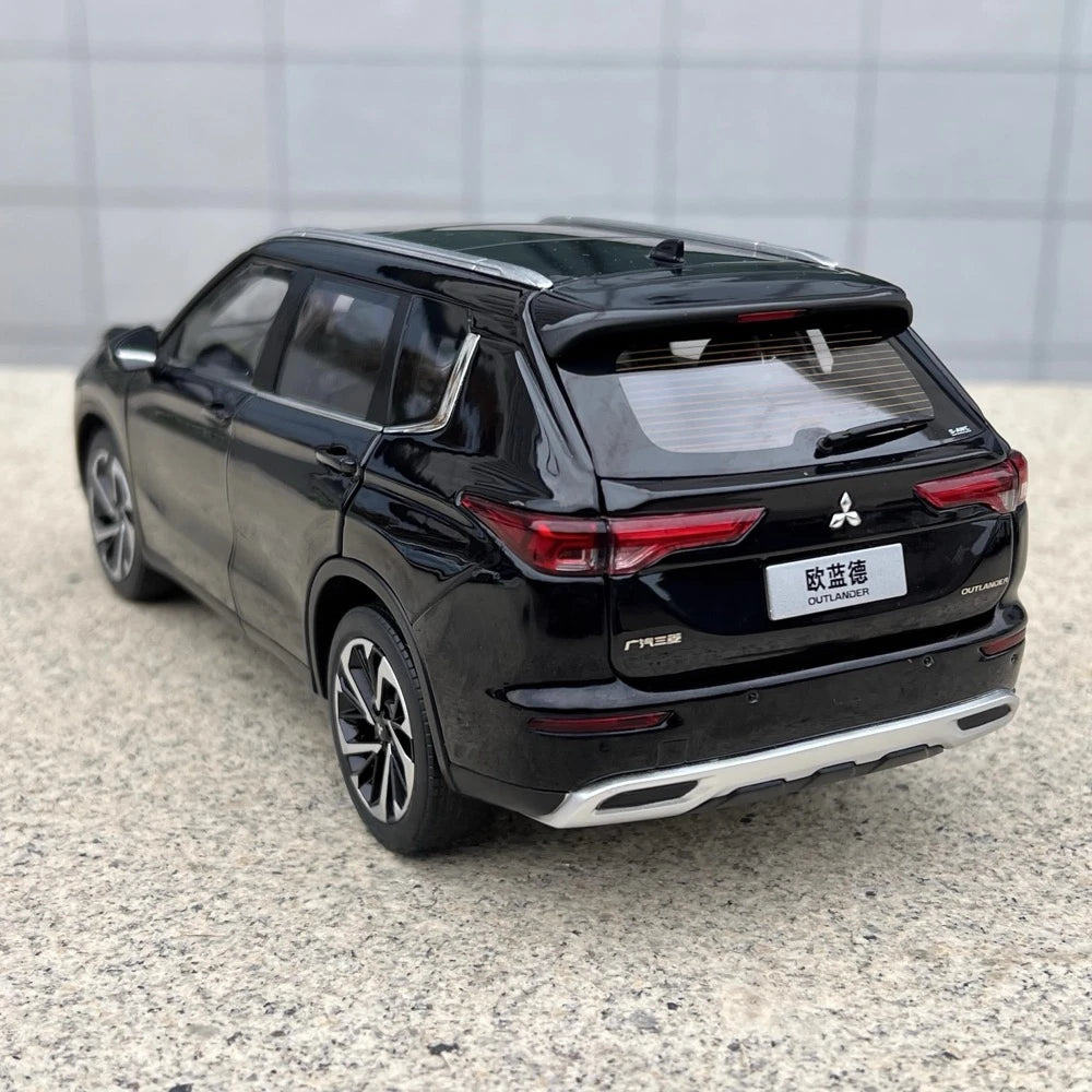 [OEM] 1:18 Mitsubishi 2021 Outlander Black Model Car Die-Cast