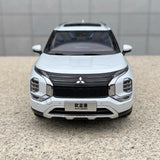 [OEM] 1:18 Mitsubishi 2021 Outlander White Model Car Die-Cast