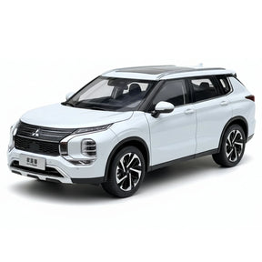 [OEM] 1:18 Mitsubishi 2021 Outlander White Model Car Die-Cast