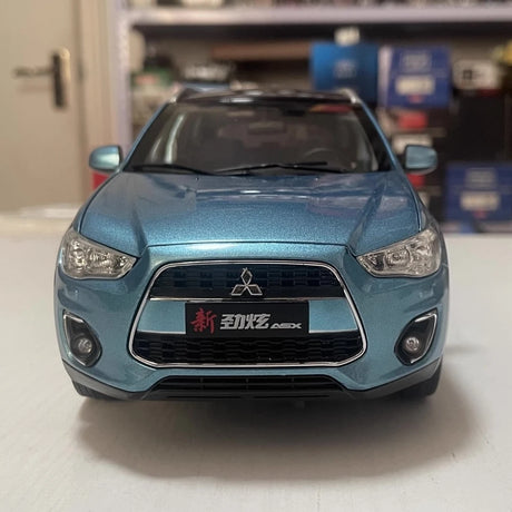 [OEM] 1:18 Mitsubishi 2013 ASX Blue Model Car Die-Cast