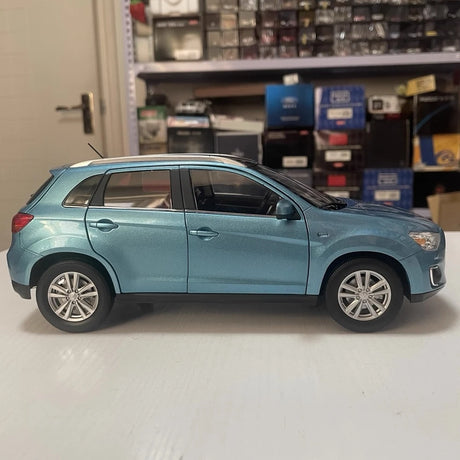 [OEM] 1:18 Mitsubishi 2013 ASX Blue Model Car Die-Cast