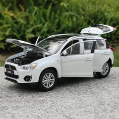 [OEM] 1:18 Mitsubishi 2013 ASX White Model Car Die-Cast