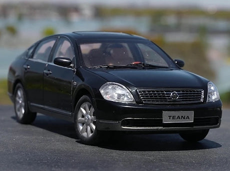 [OEM] 1:18 Nissan 2003 Teana Black Model Car Die-Cast