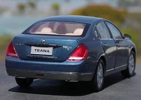 [OEM] 1:18 Nissan 2003 Teana Blue Model Car Die-Cast