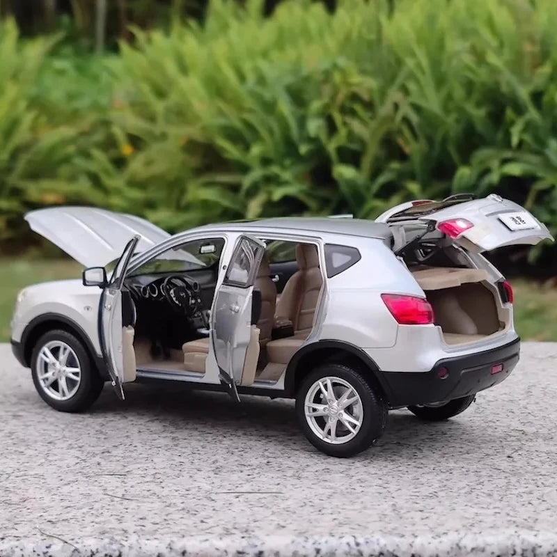 [OEM] 1:18 Nissan 2006 Qashqai J10 Silver Model Car Die-Cast