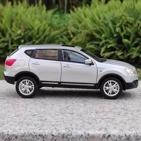 [OEM] 1:18 Nissan 2006 Qashqai J10 Silver Model Car Die-Cast