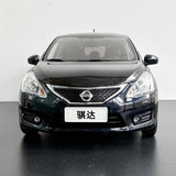 [OEM] 1:18 Nissan 2013 Tiida C12 zwart modelauto Die-Cast