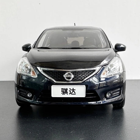 [OEM] 1:18 Nissan 2013 Tiida C12 Black Model Car Die-Cast